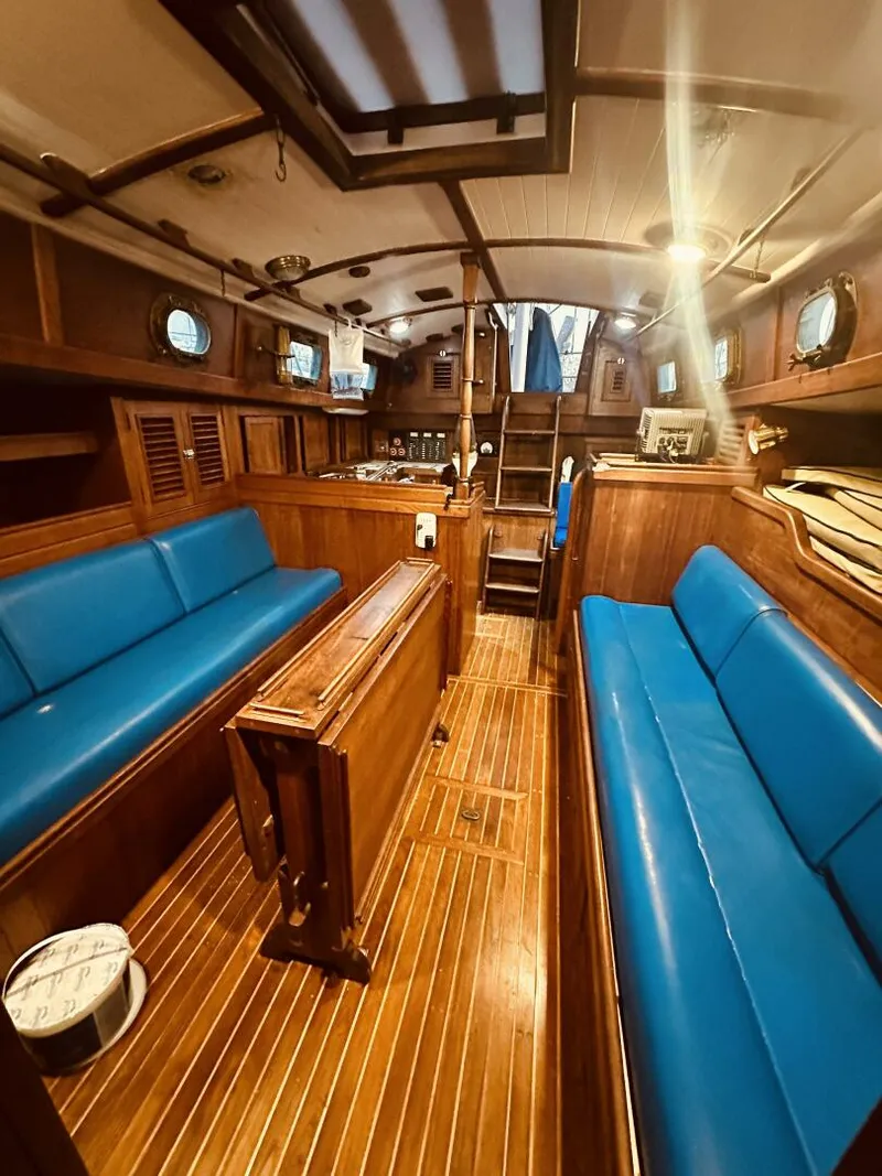 Slide: The Image of Shannon Ketch 1978 - 5896316