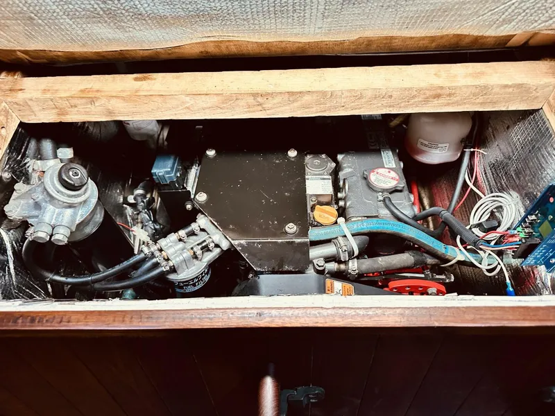 Slide: The Image of Shannon Ketch 1978 - 5896374