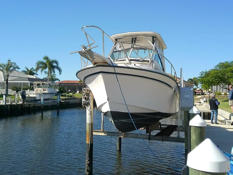 Slide: The Image of Grady-White 27 Sailfish 1995 - 5896499