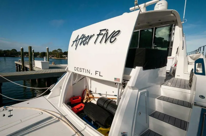 Slide: The Image of 2019 Cruisers Yachts 60 Cantius- AFTER FIVE - 5899070