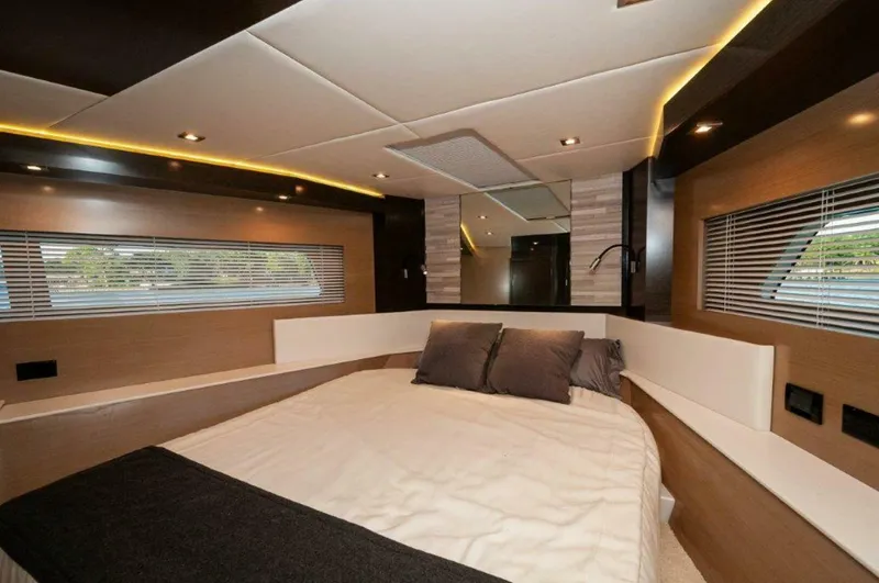 Slide: The Image of 2019 Cruisers Yachts 60 Cantius- AFTER FIVE - 5899035