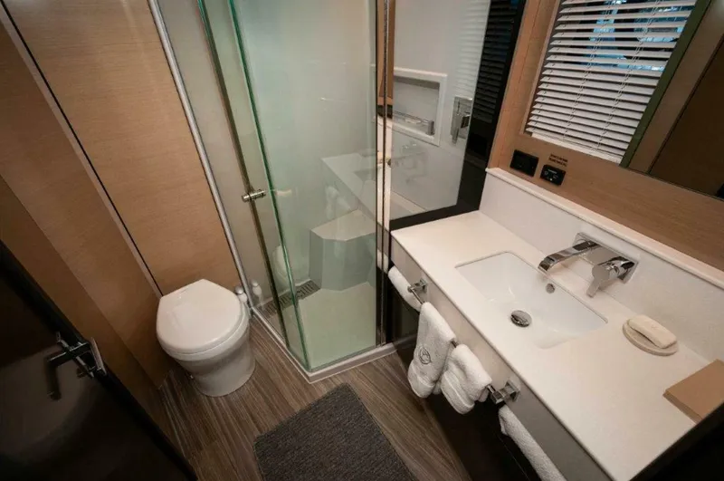 Slide: The Image of 2019 Cruisers Yachts 60 Cantius- AFTER FIVE - 5899038