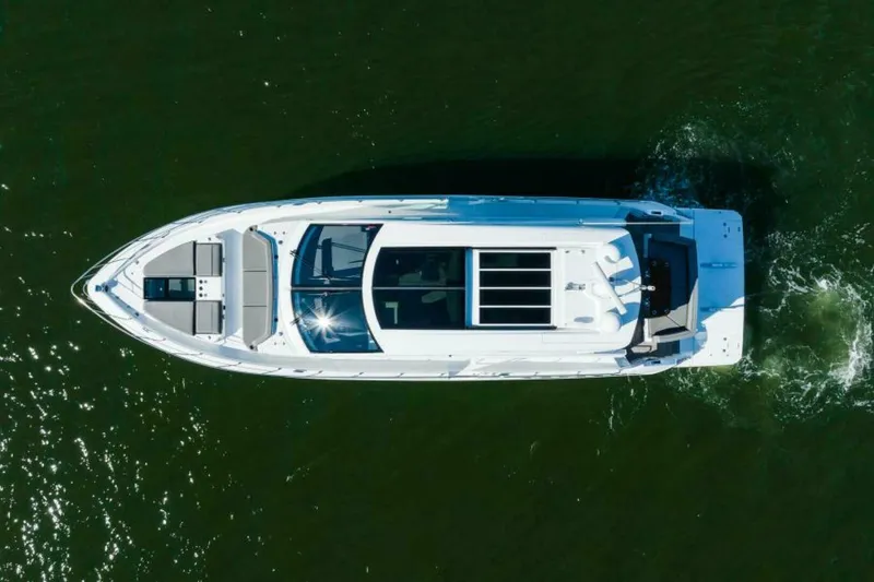 Slide: The Image of 2019 Cruisers Yachts 60 Cantius- AFTER FIVE - 5899074