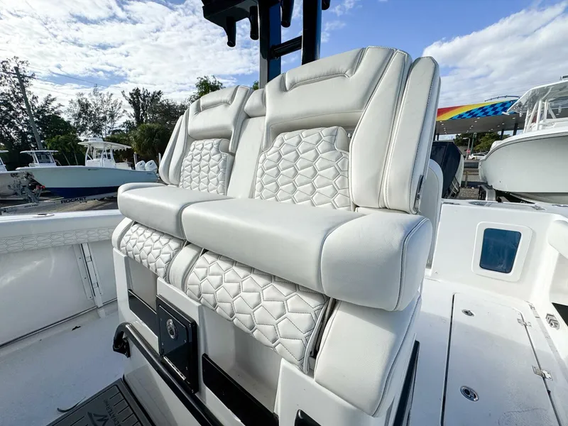 Slide: The Image of Tidewater 302 CC Adventure 2026 - 5896788