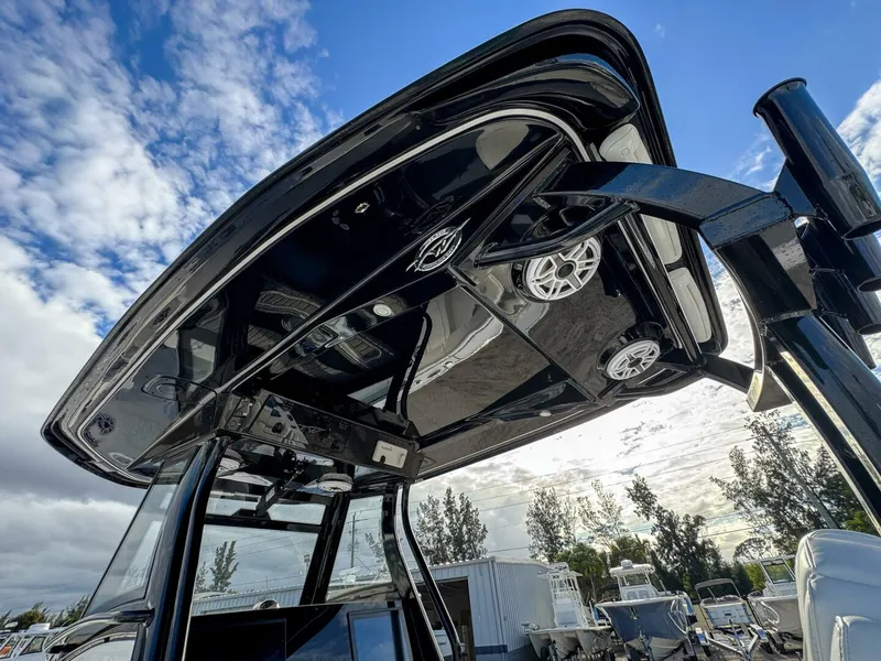 Slide: The Image of Tidewater 302 CC Adventure 2026 - 5896789