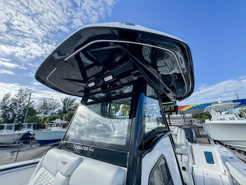 Slide: The Image of Tidewater 302 CC Adventure 2026 - 5896801