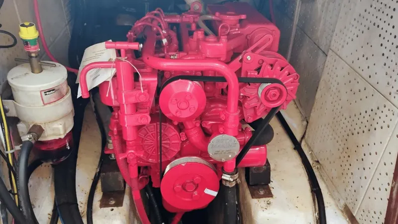 Slide: The Image of Beta Marine Engine - 5896935