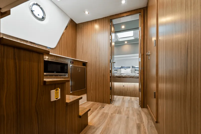 Slide: The Image of Cruisers 50GLS OB 2026 - 5897034