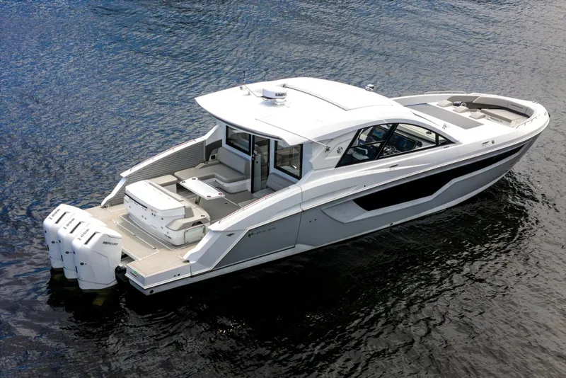 Slide: The Image of Cruisers 50GLS OB 2026 - 7646717