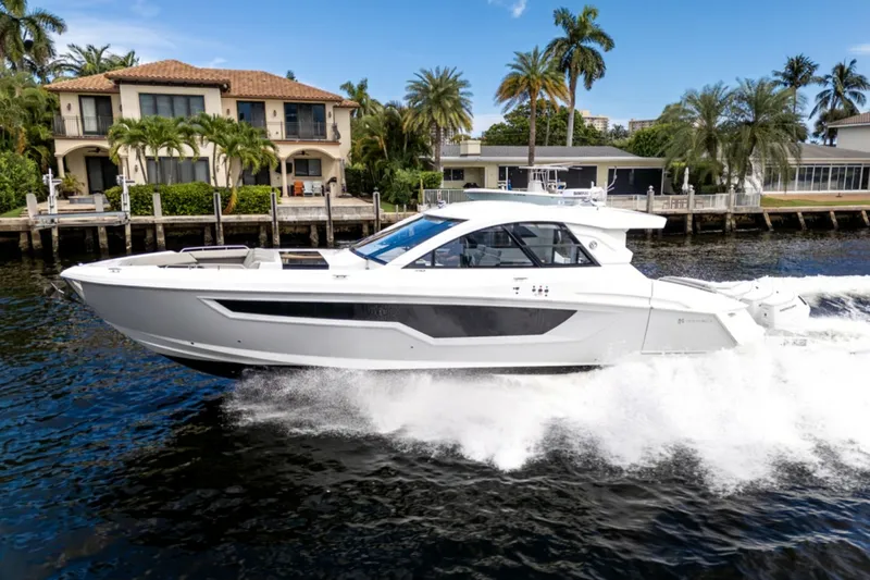Slide: The Image of Cruisers 50GLS OB 2026 - 7646724