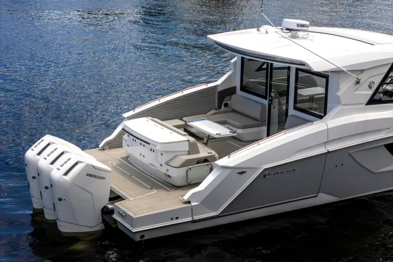 Slide: The Image of Cruisers 50GLS OB 2026 - 7646718