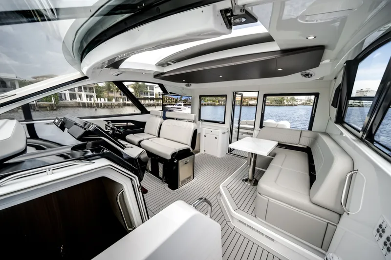 Slide: The Image of Cruisers 50GLS OB 2026 - 7646748