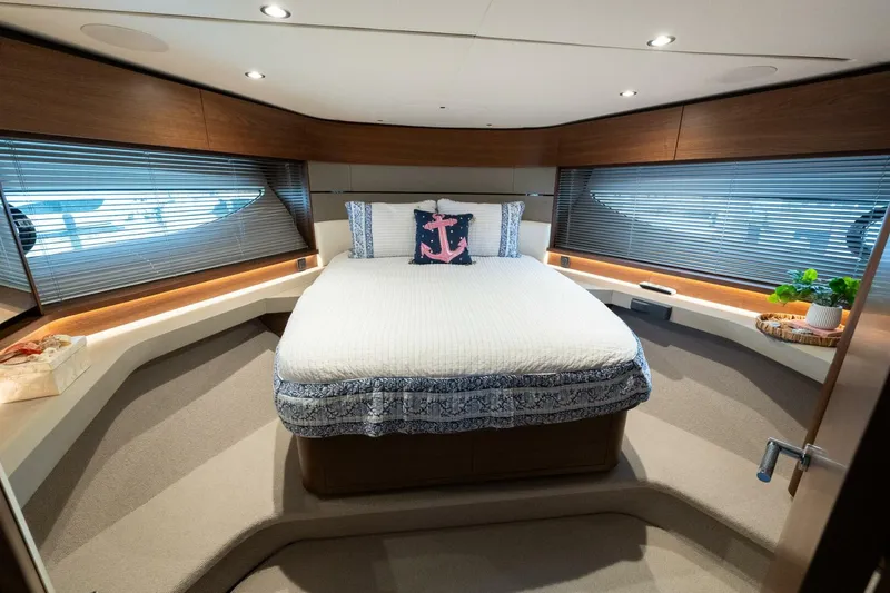 Slide: The Image of Princess 62 - Regent - Stateroom 2021 Princess S62 - Regent - 5897843