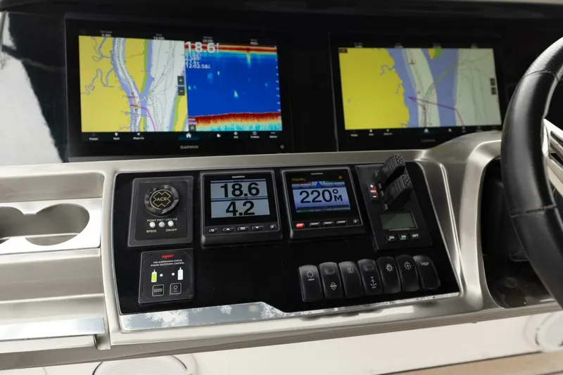Slide: The Image of Princess 62 - Regent - Sport Bridge Helm 2021 Princess S62 - Regent - 7675868