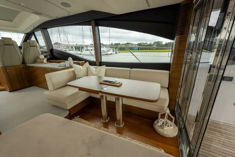 Slide: The Image of Princess 62 - Regent - Salon 2021 Princess S62 - Regent - 7675878