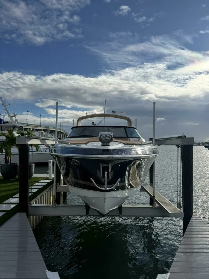 The Image of Formula 33 - Exterior Profile 2016 Formula 33 Crossover Bowrider - 7680943