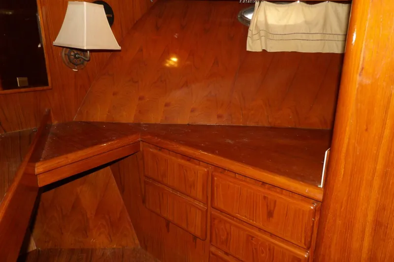 Slide: The Image of Aquarius 41 1988 - 5897976