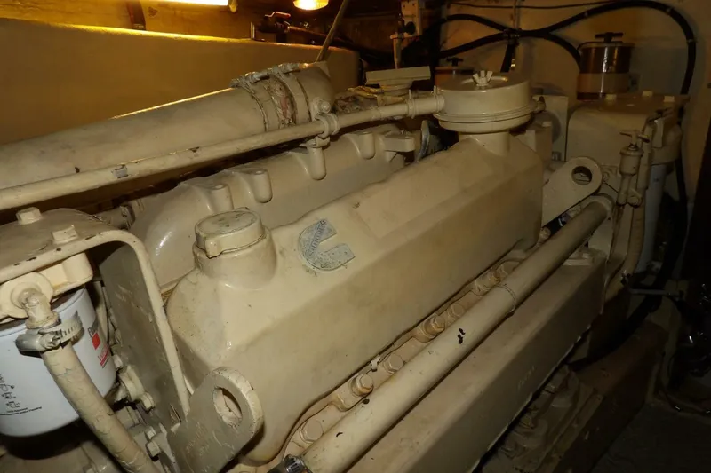 Slide: The Image of Aquarius 41 1988 - 5898008