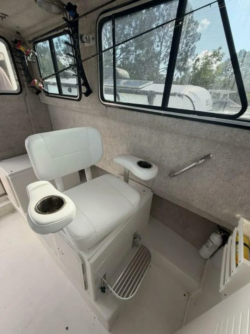 Slide: The Image of Parker Marine 2530 XLT 2014 - 5909666