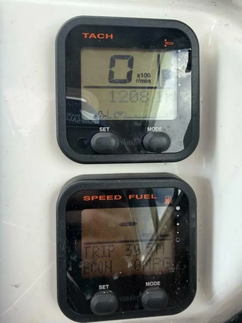 Slide: The Image of Parker Marine 2530 XLT 2014 - 5909671