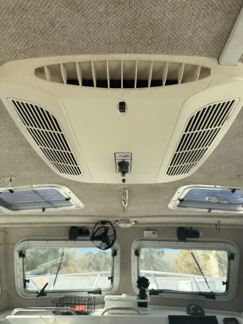 Slide: The Image of Parker Marine 2530 XLT 2014 - 5909673