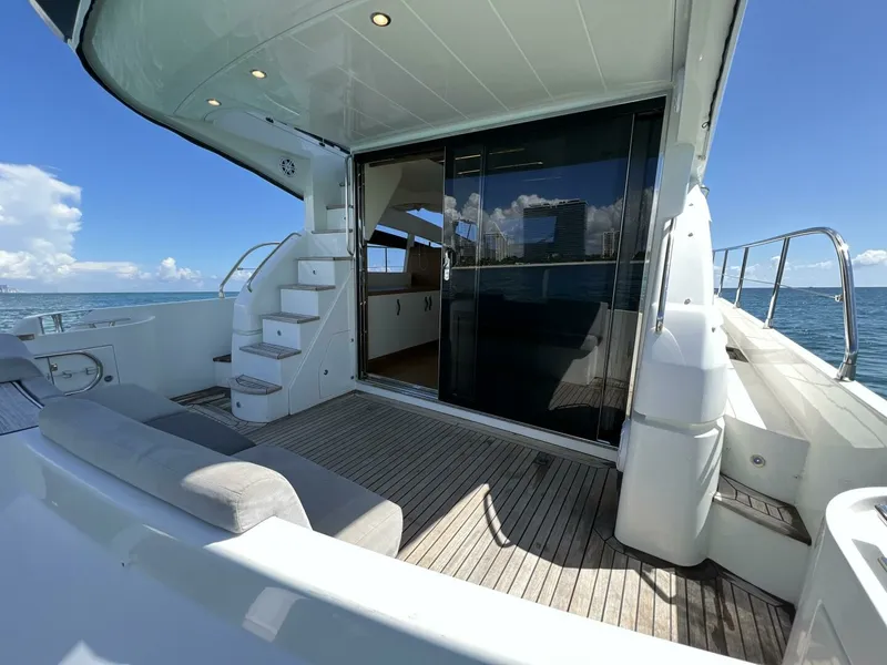Slide: The Image of Rodman Muse - Lluvet - Cockpit 2014 Rodman - 44 Muse - Lluvet - 7679329