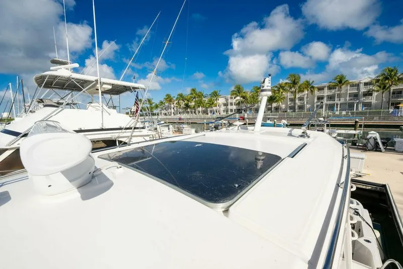 Slide: The Image of Boston Whaler 405 Conquest 2023 - 5987716