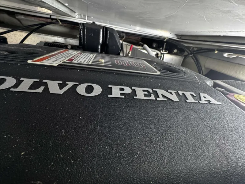 Slide: The Image of Carver Yachts 36 Sedan 2005 - 5986949