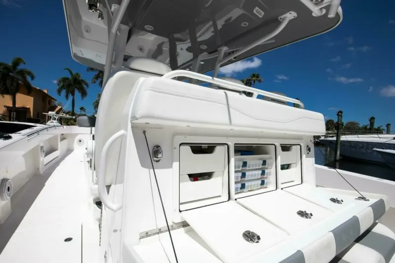 Slide: The Image of Invincible 35 Emanon - Exterior Cockpit 2021 Invincible 35 Center Console Emanon - 7654358
