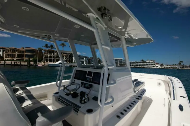 Slide: The Image of Invincible 35 Emanon - Exterior Helm 2021 Invincible 35 Center Console Emanon - 7654359