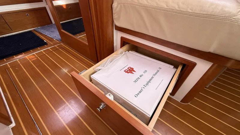 Slide: The Image of MJM 40z 2012 - 5898760