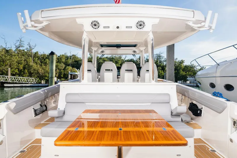 Slide: The Image of Regal SAV 2025 - 5917361