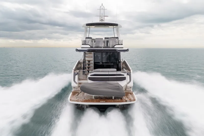 Slide: The Image of Galeon 560 FLY 2025 - 6000495