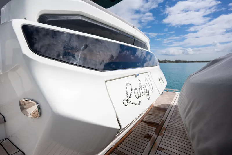 Slide: The Image of Galeon 560 FLY 2025 - 6000504