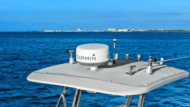 Slide: The Image of Scout 245 XSF 2011 - 5899668