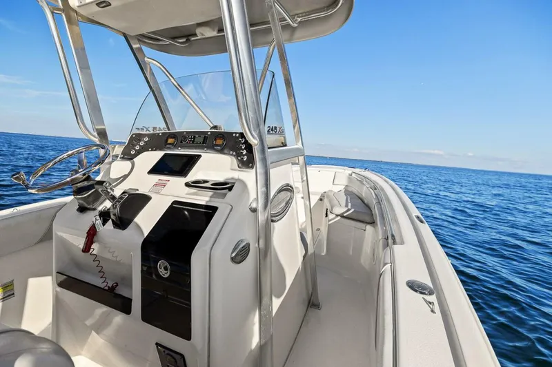 Slide: The Image of Scout 245 XSF 2011 - 5899684