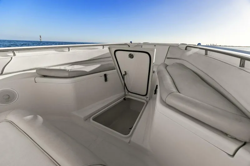 Slide: The Image of Scout 245 XSF 2011 - 5899688