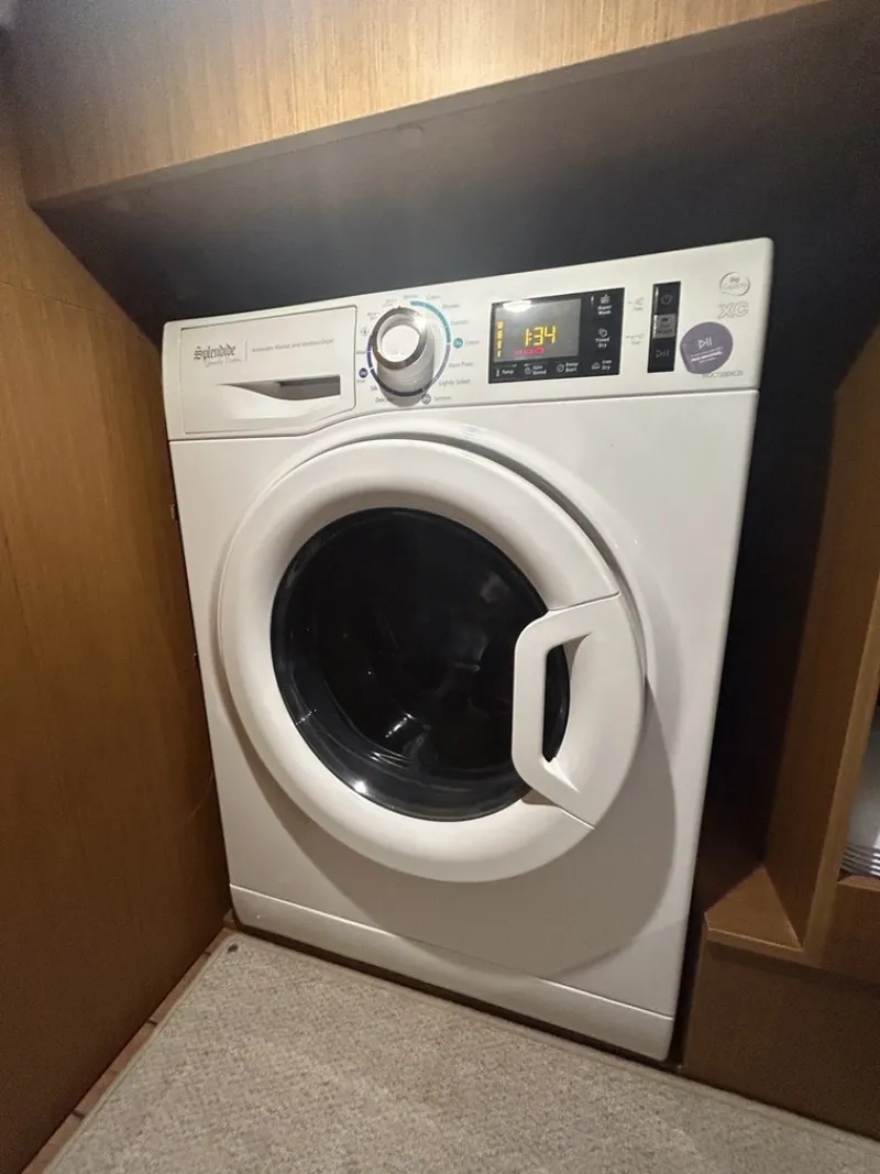 Slide: The Image of Beneteau ST 2022 - 6020873