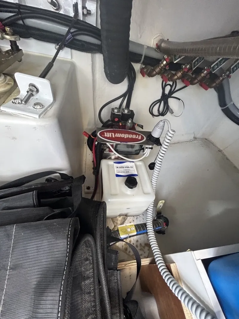 Slide: The Image of Beneteau ST 2022 - 6020924