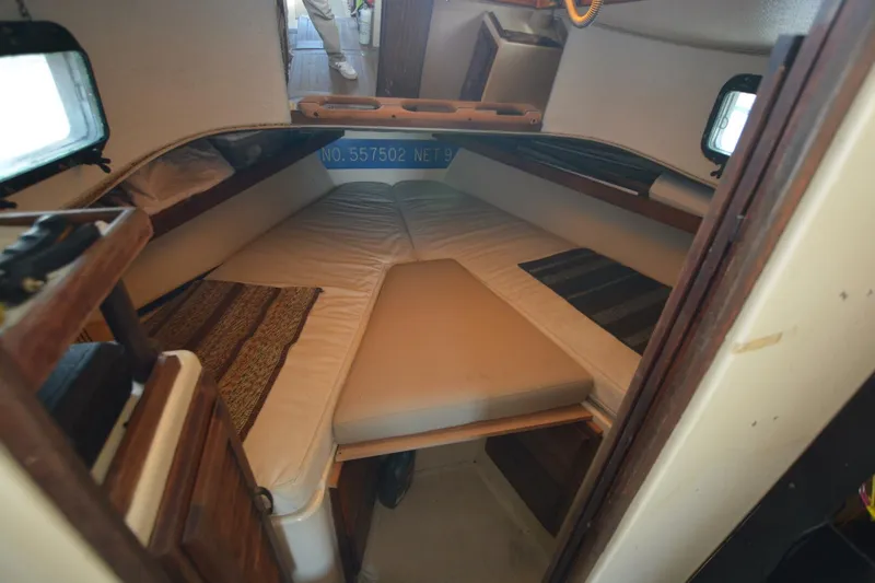 Slide: The Image of Custom Fales Navigator 1974 - 5899921