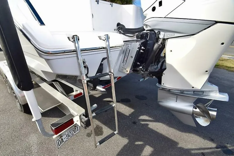 Slide: The Image of 0005530831 - 5899941