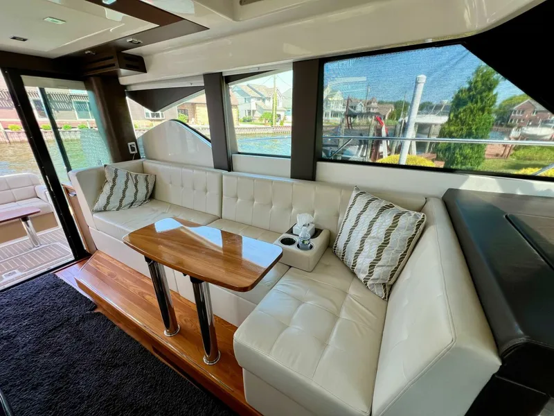 Slide: The Image of Tiara 39 Coupe 2016 - 5900160