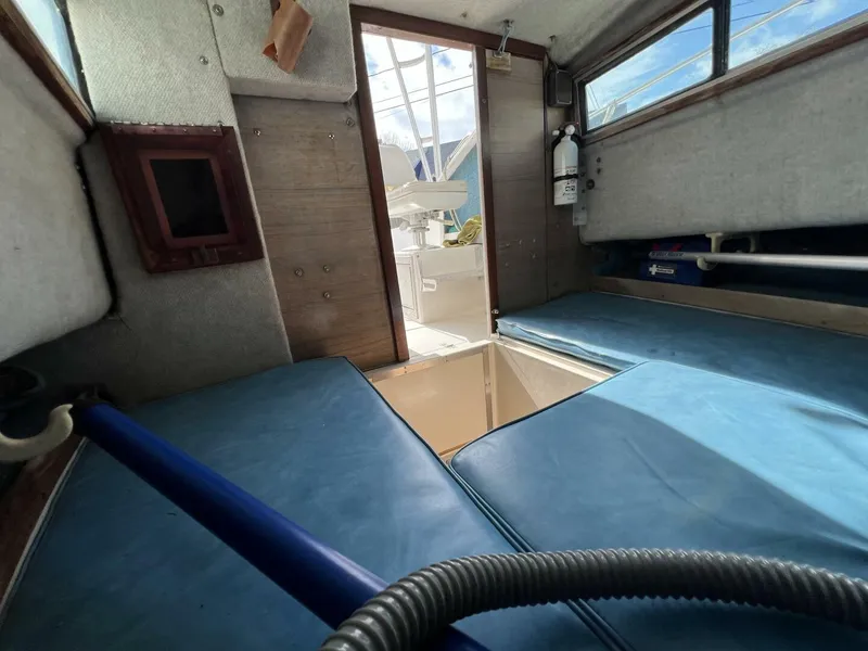 Slide: The Image of Grady-White 20 Overnighter 1987 - 5914442