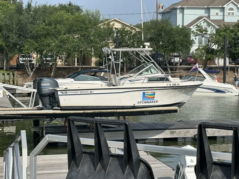 Slide: The Image of Grady-White 20 Overnighter 1987 - 5900250