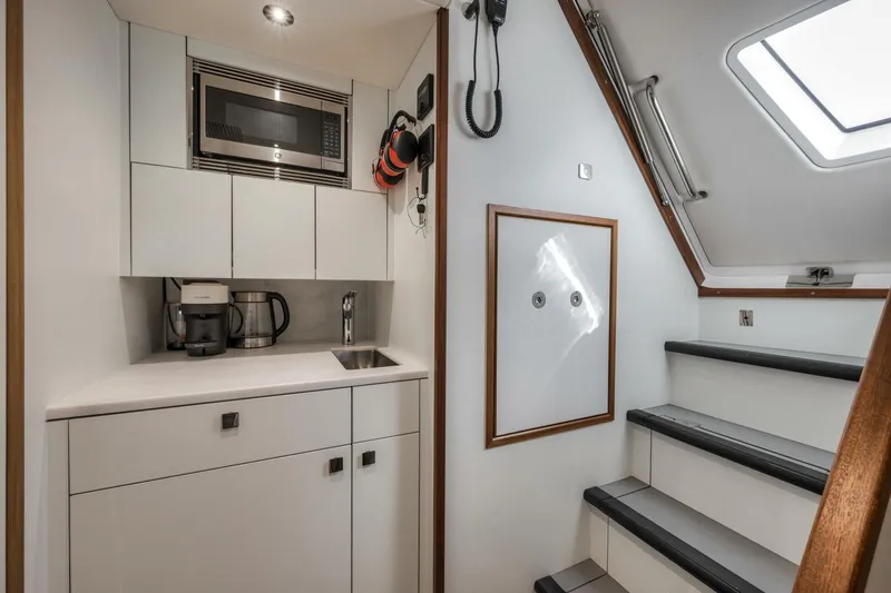 Slide: The Image of Sunseeker 88 Yacht 2026 - 5910431