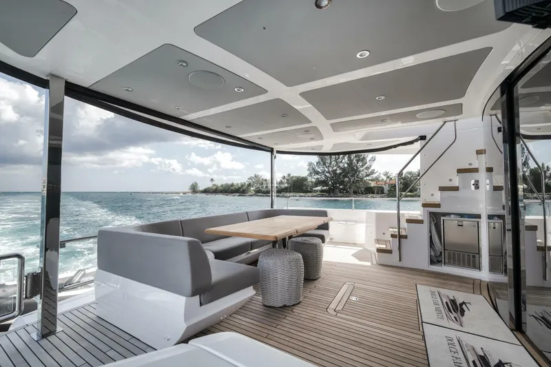 Slide: The Image of Sunseeker 88 Yacht 2026 - 5910393