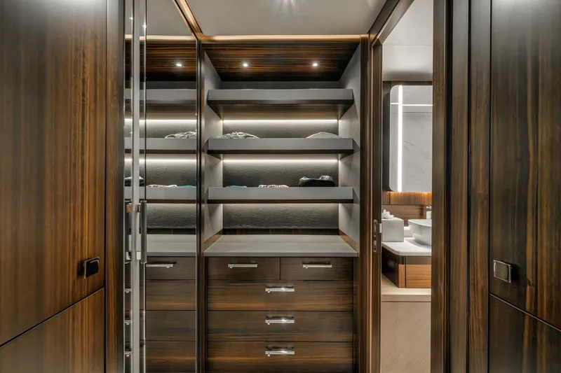 Slide: The Image of Sunseeker 88 Yacht 2026 - 5910530