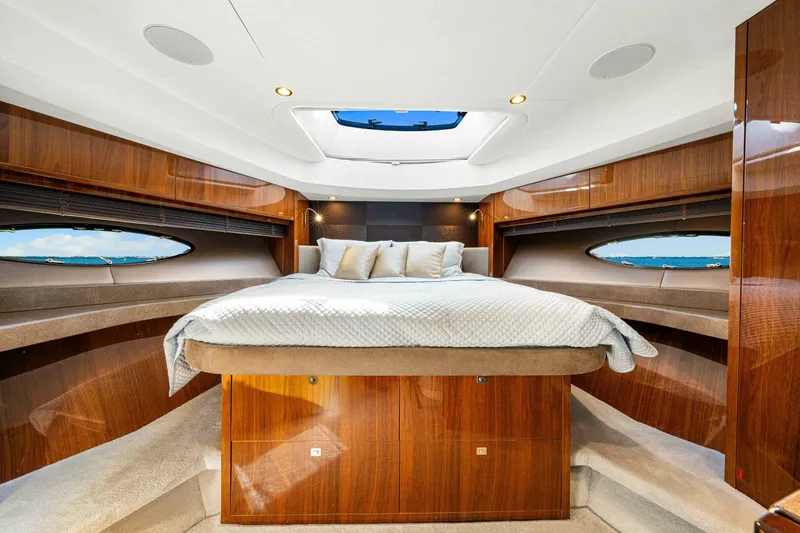 Slide: The Image of Princess Y72 2014 - 5900574