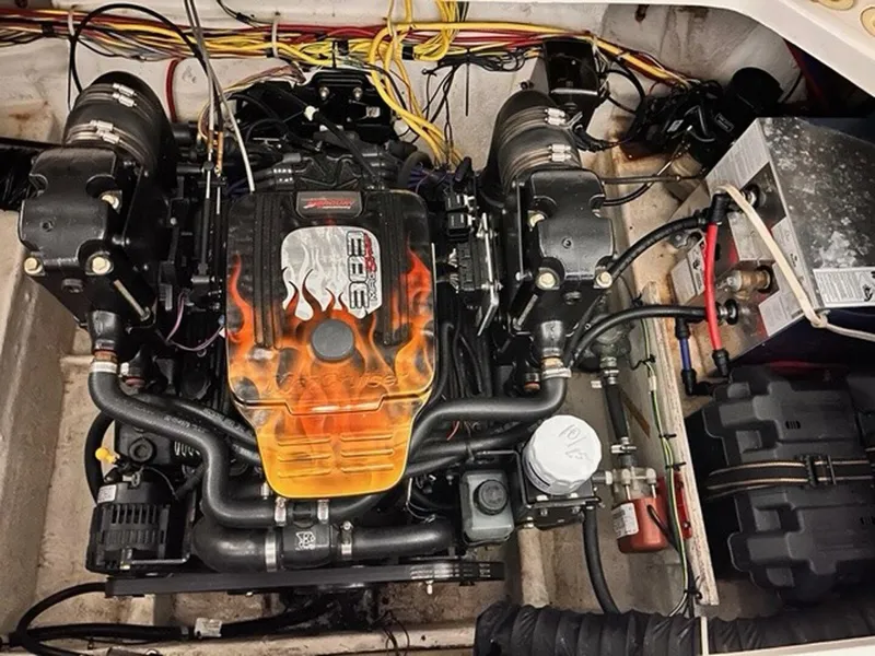 Slide: The Image of Bayliner 285 2005 - 5900308