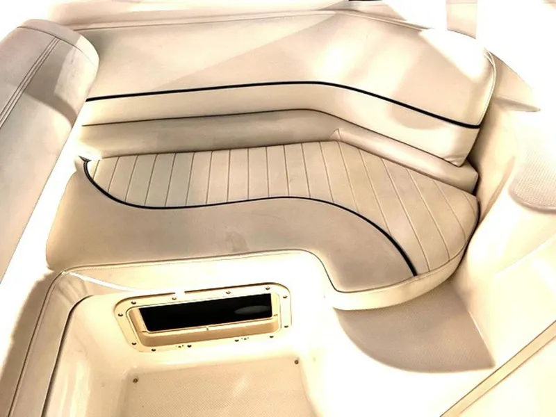 Slide: The Image of Bayliner 285 2005 - 5900300